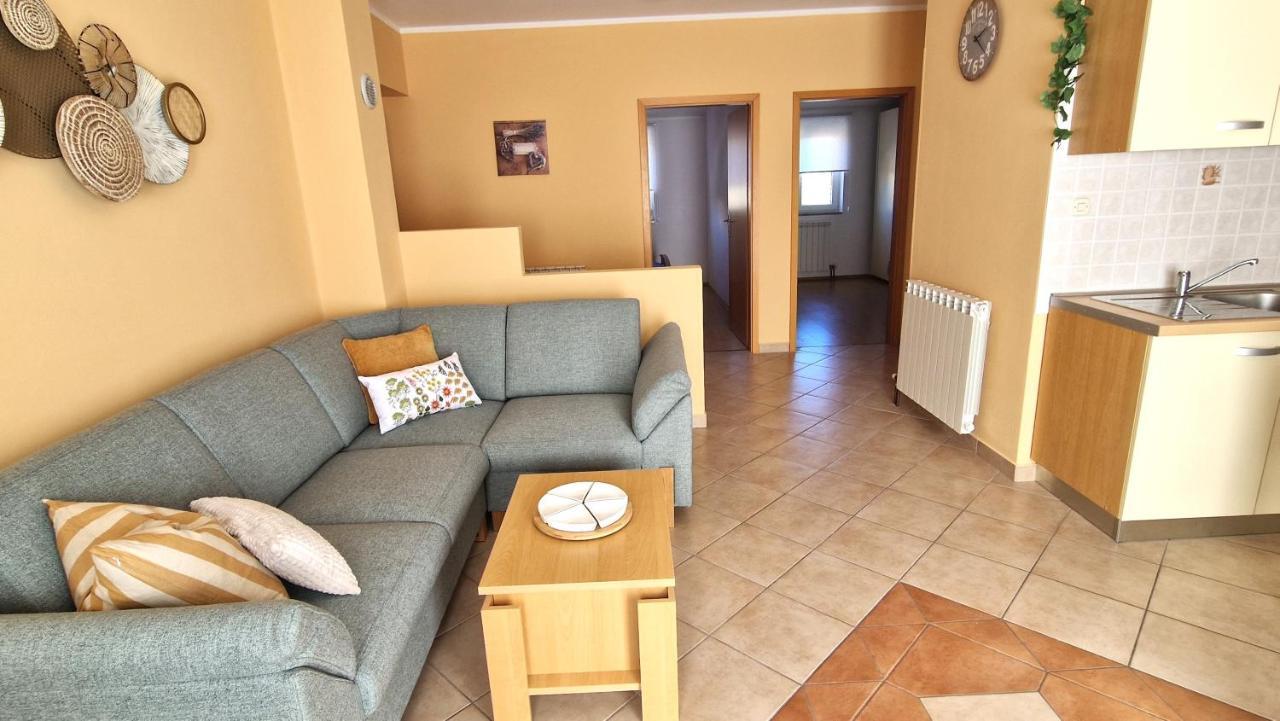 Apartments Ana & Ivan Krk Town Extérieur photo