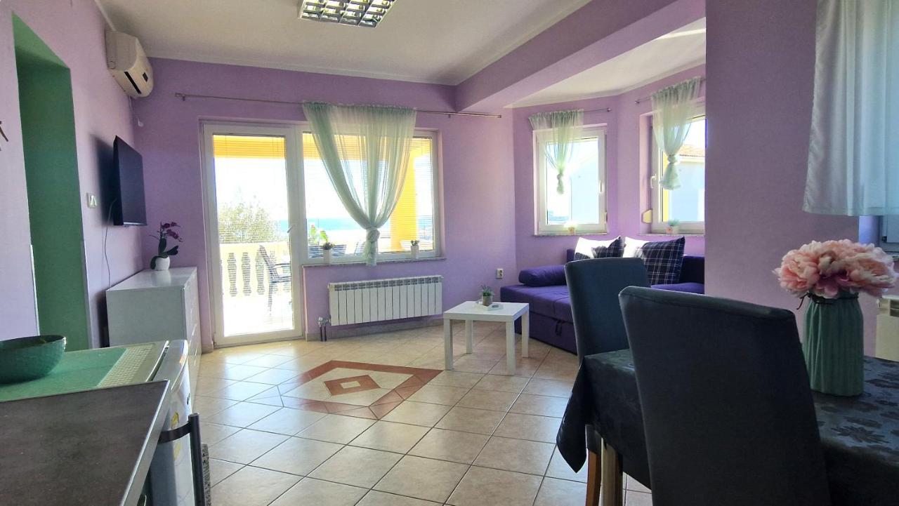 Apartments Ana & Ivan Krk Town Extérieur photo