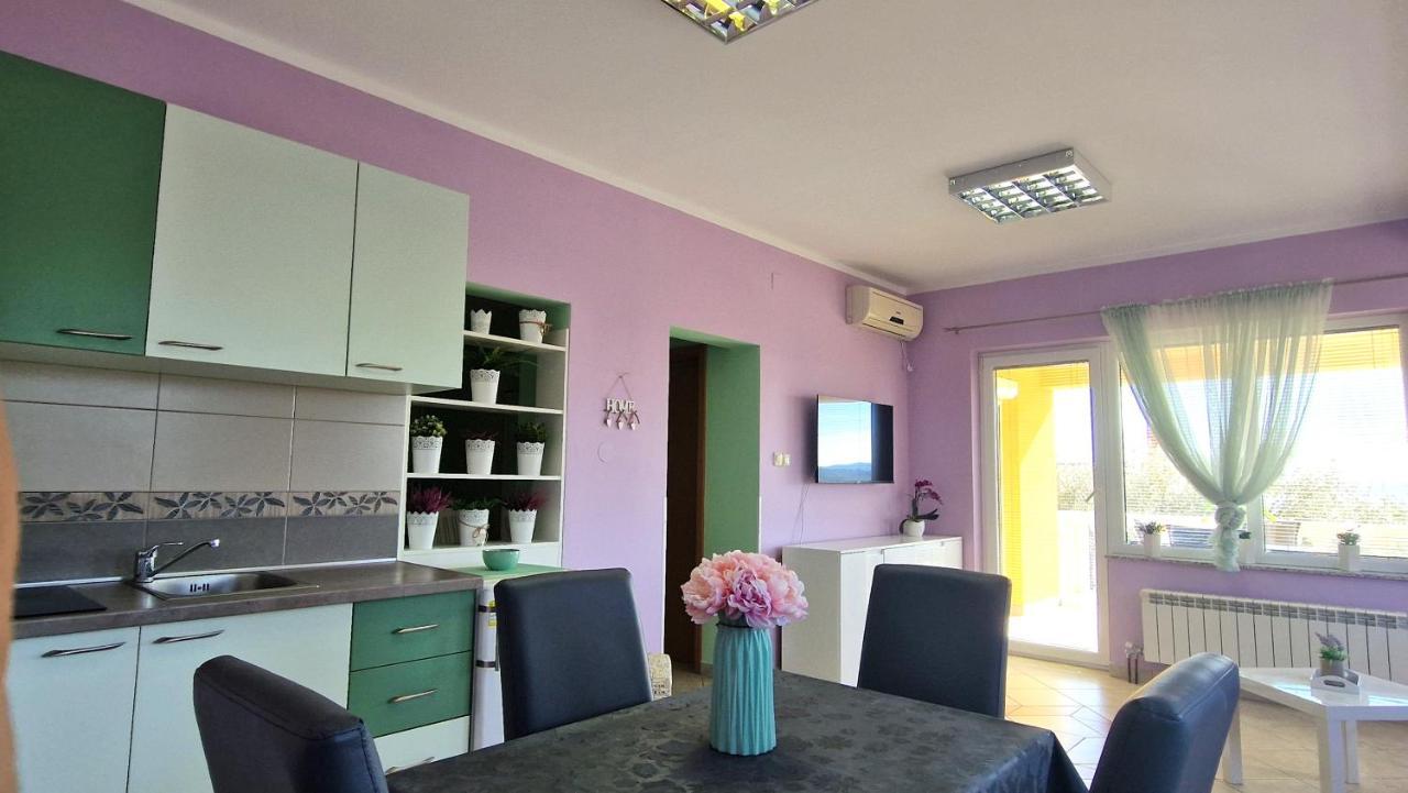 Apartments Ana & Ivan Krk Town Extérieur photo