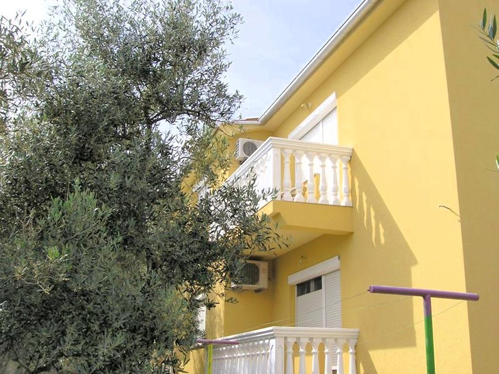 Apartments Ana & Ivan Krk Town Chambre photo
