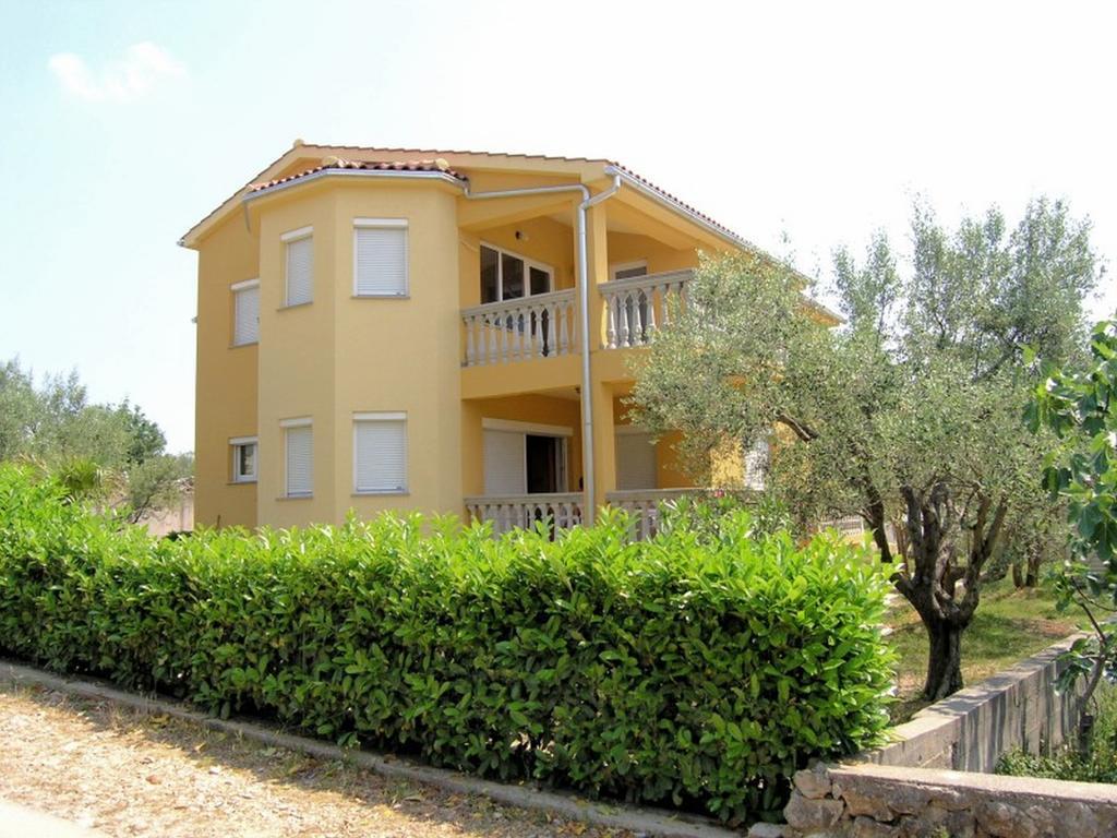 Apartments Ana & Ivan Krk Town Chambre photo